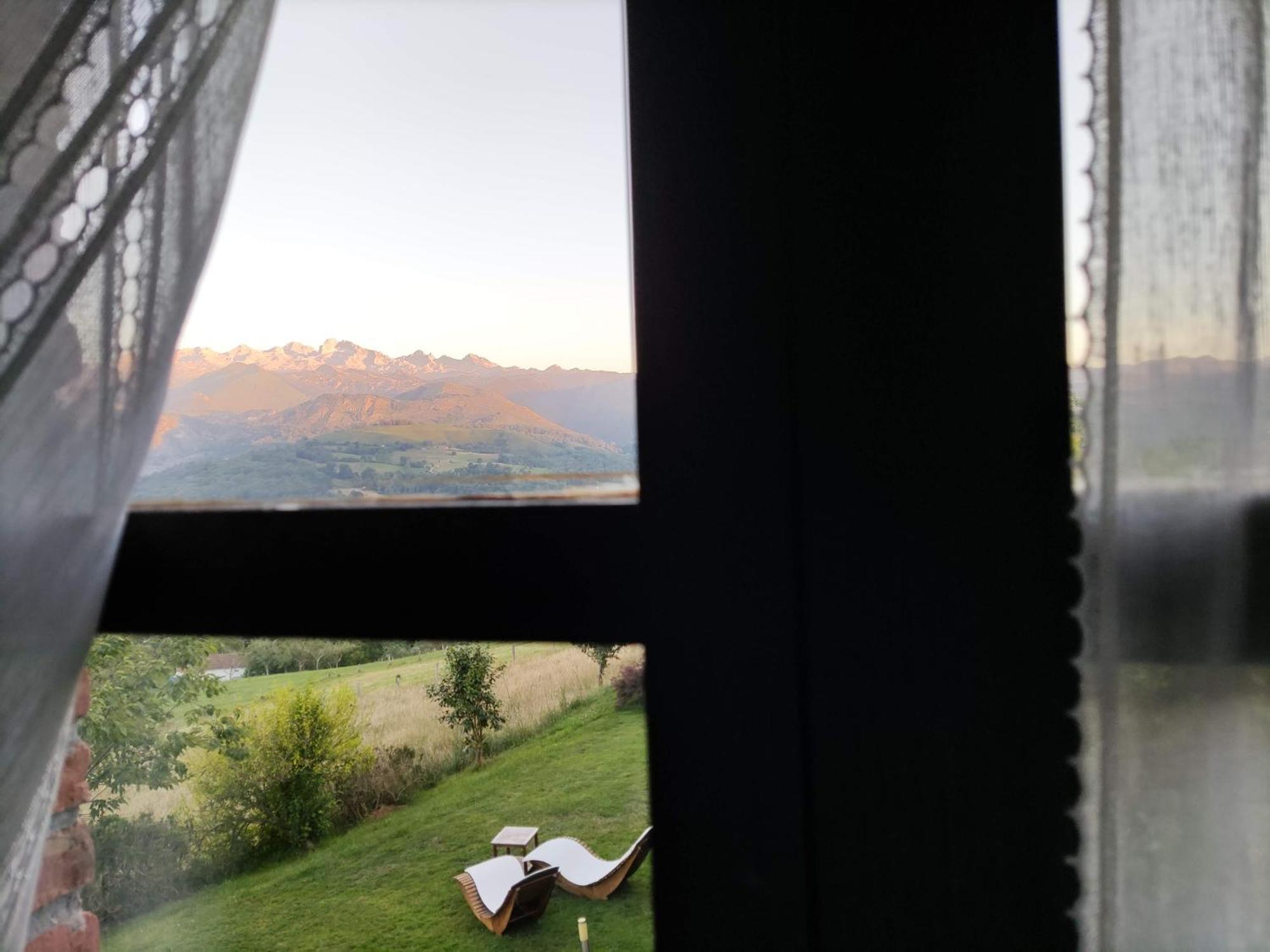 Heredad De La Cueste Llenín Kültér fotó
